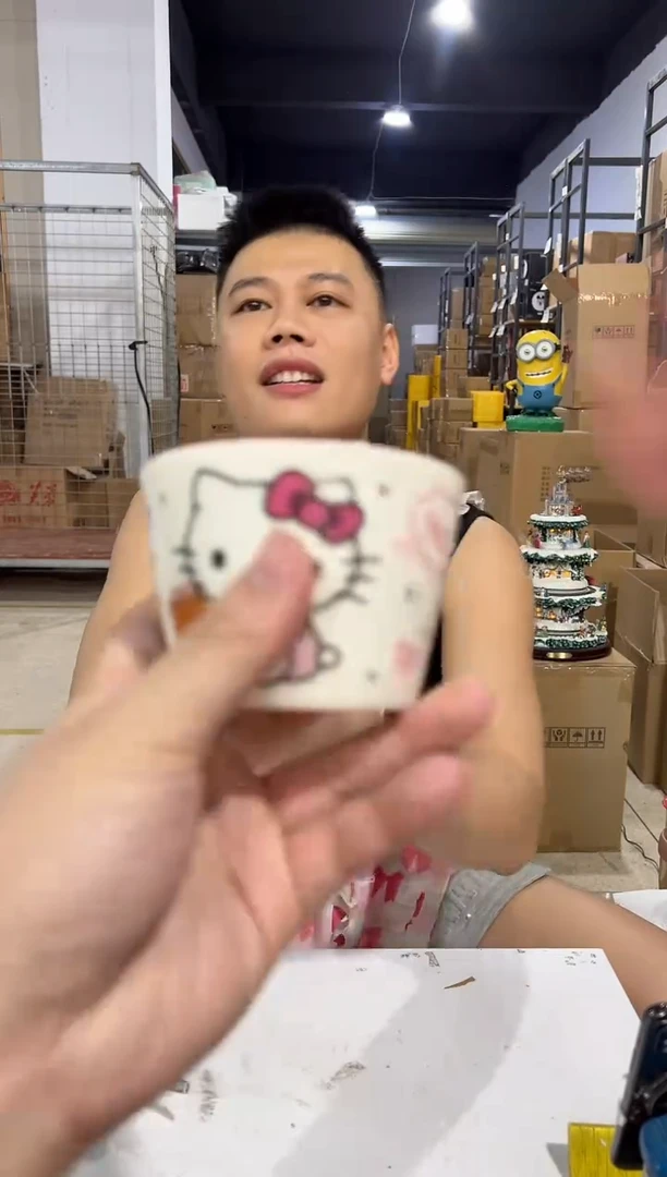 瓷片白色kt猫酸奶水杯