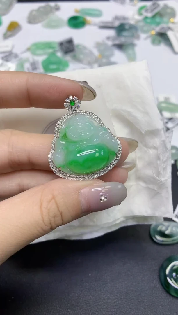 颈饰18K金镶嵌翡翠天然缅甸翡翠A货百元以上9元证书费自理