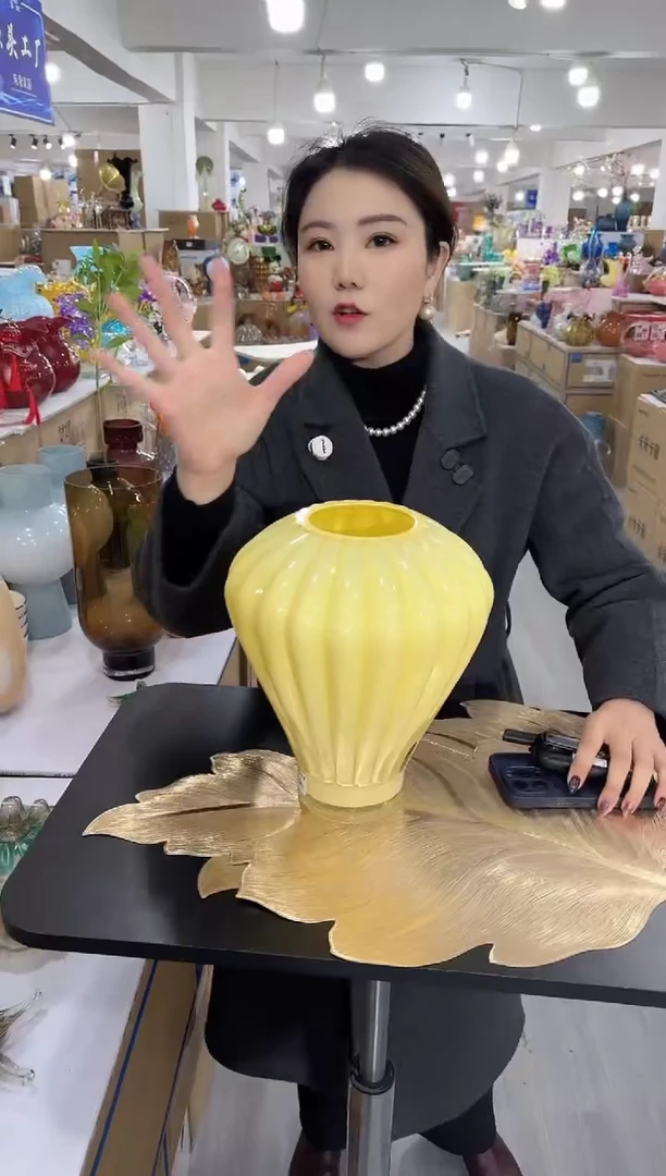 【闪购商品】琉璃泰疆花器N-1晚