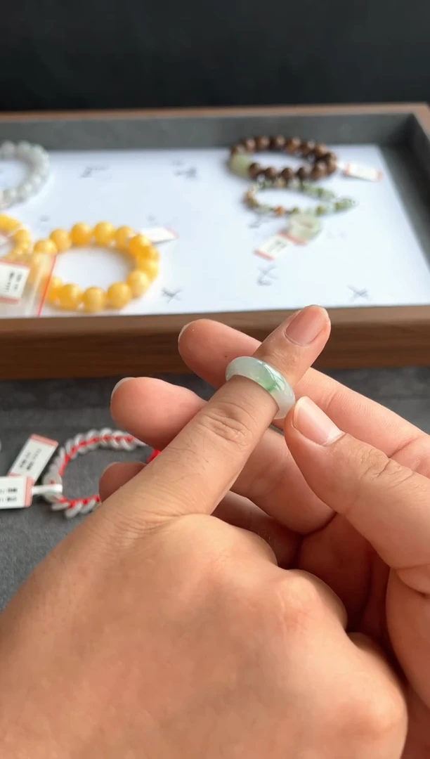 颈饰未镶嵌翡翠7015号买断12