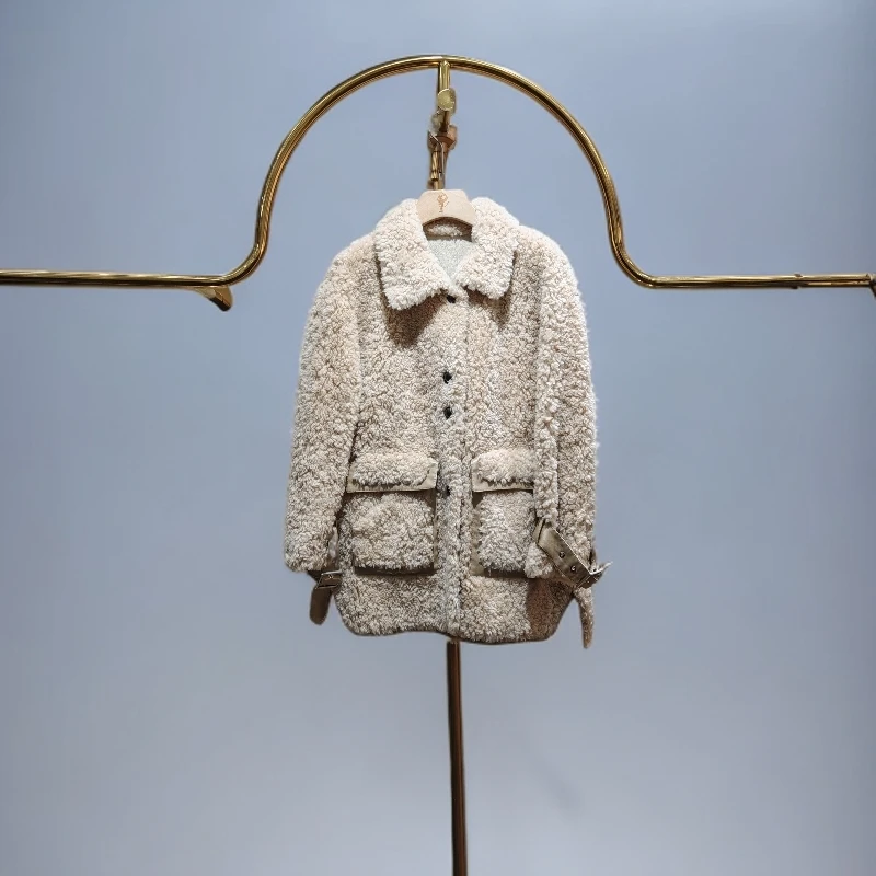 A162奶白女士中长款翻领颗粒羊剪绒羊羔毛冬季保暖外套