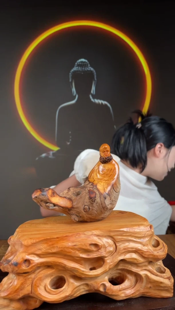 柏木（崖柏）手工摆件,先抢先得! 编号:322