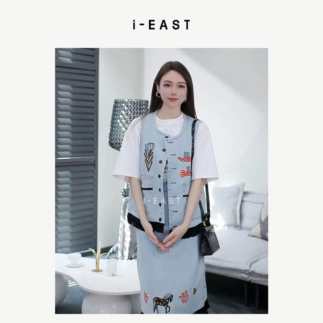 i-EAST 久溯的时光~时尚潮流刺绣图案牛仔套装-5C TZ78485