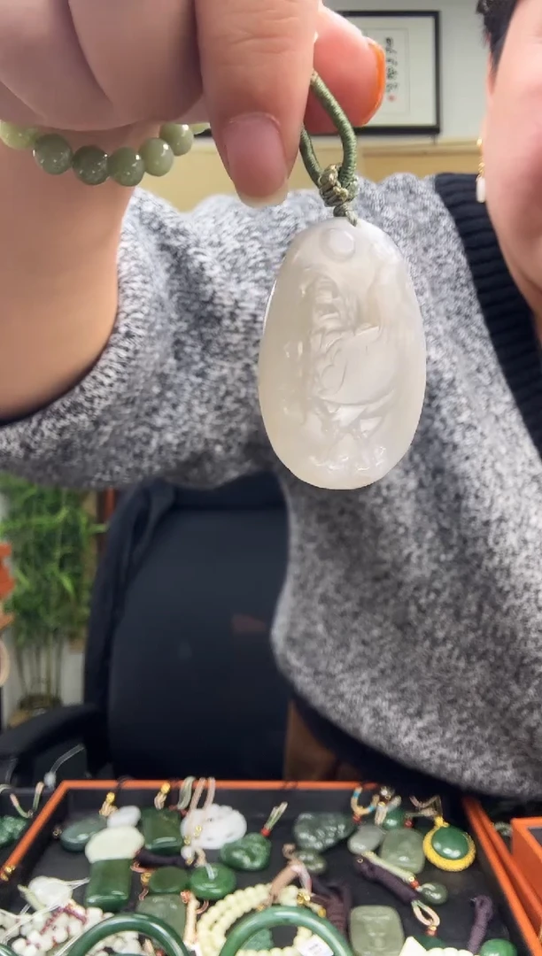 颈饰未镶嵌和田玉69