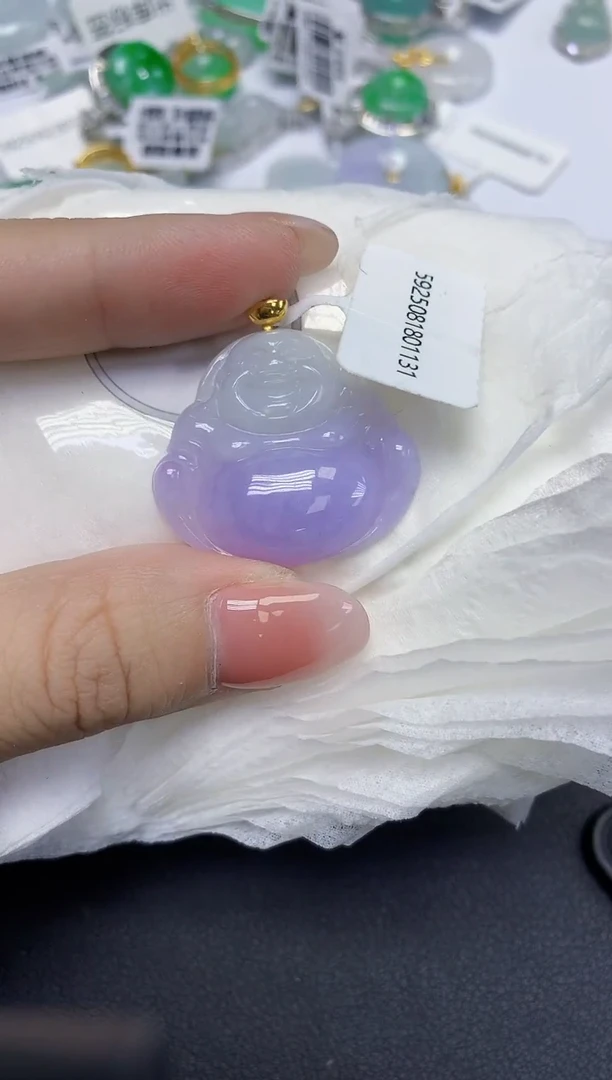 颈饰18K金镶嵌翡翠天然缅甸翡翠A货多样性发一件