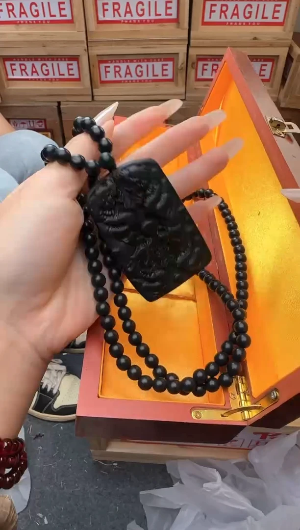 精美手串（无礼盒）