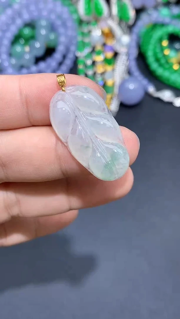 翡翠18K金镶嵌颈饰149-春日珠宝