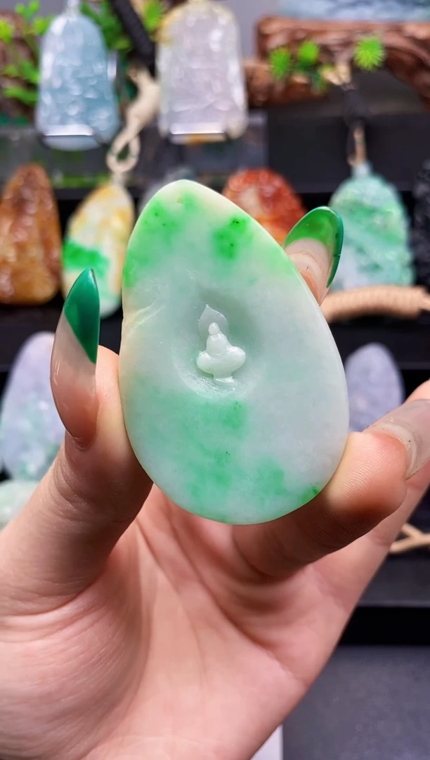 【闪购商品】定制翡翠未镶嵌翡翠A货