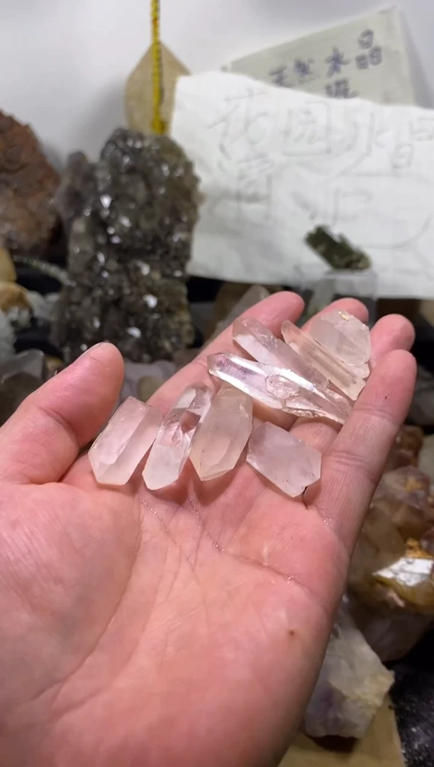 水晶珠宝半成品未镶嵌1号8颗马岛水晶柱