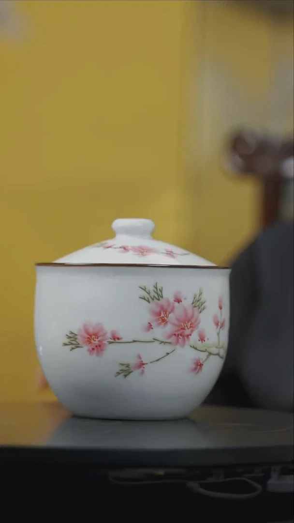 摆件景德镇的瓷器
