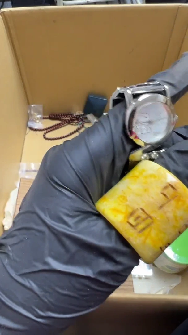 手工艺品琉璃ཀ***年瓷片瓷片瓷片瓷片