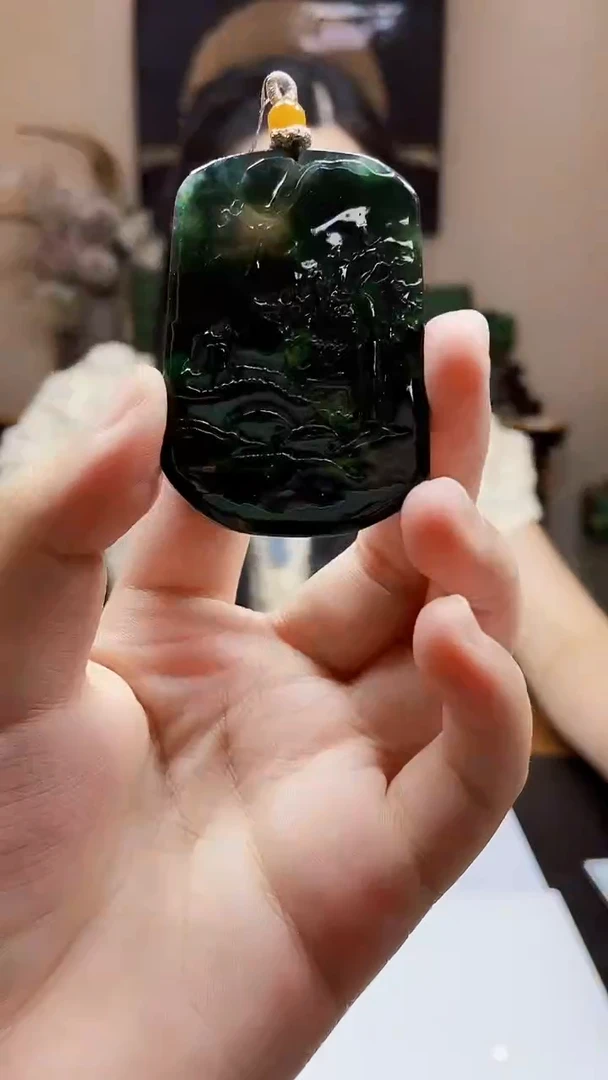 颈饰未镶嵌翡翠吊坠10