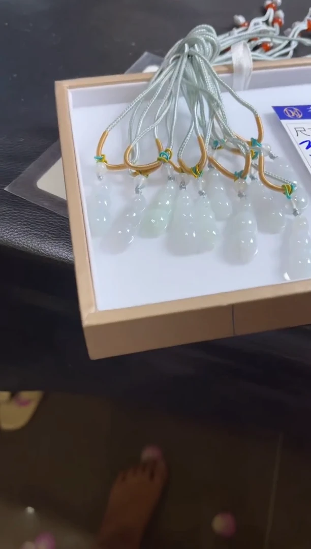 颈饰未镶嵌翡翠Z18多样性发一件/配绳子