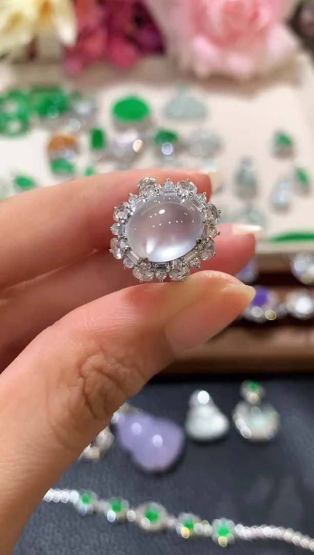 18K金镶嵌戒指翡翠m98