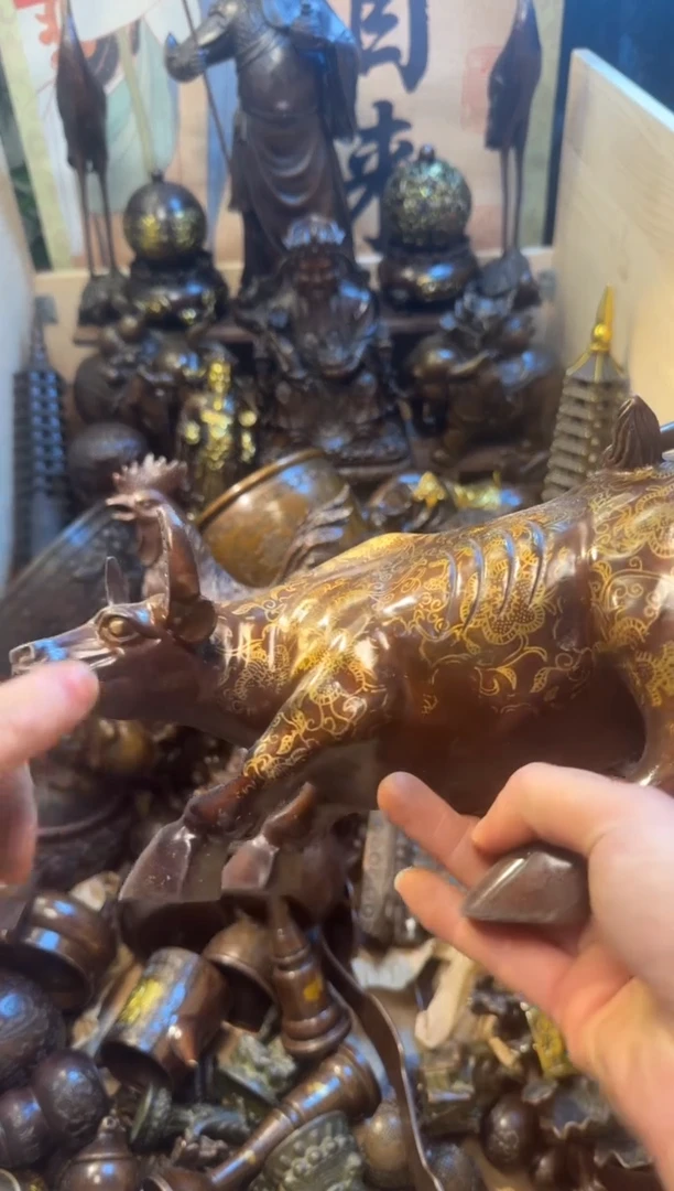 买铜就来旺铜杂货铺！（彩绘工艺铜牛）