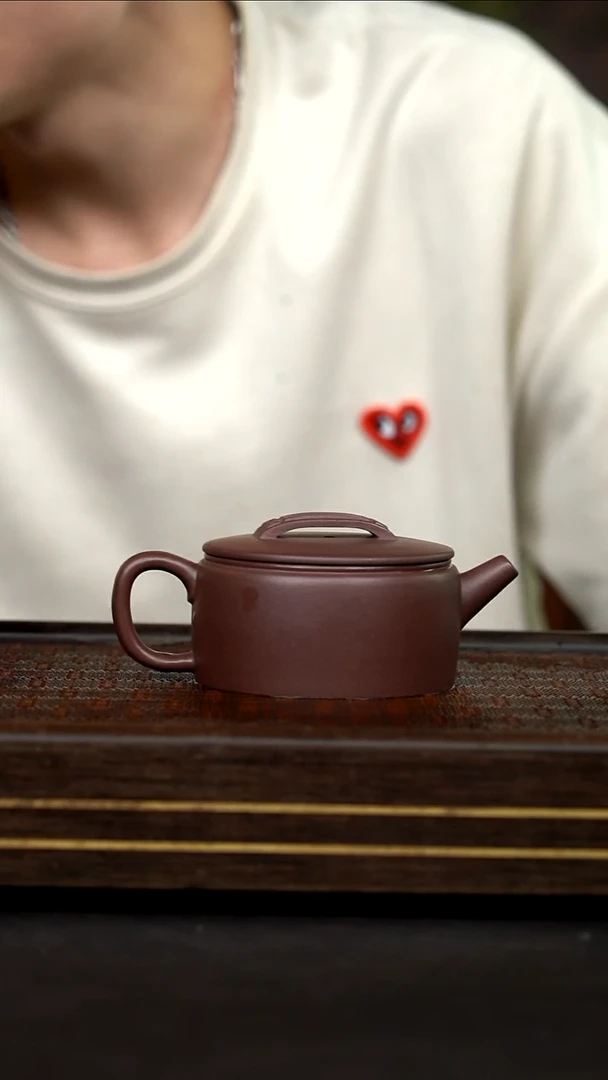 茶壶紫砂   MXW     一厂紫茄泥     汉瓦     200cc
