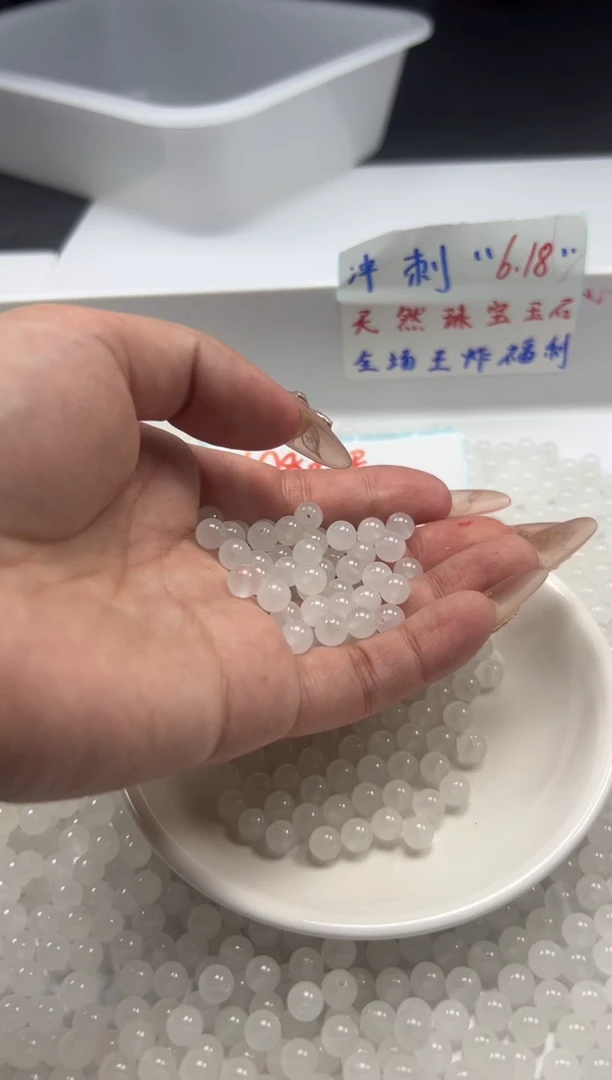 和田玉未镶嵌颈饰w795白*玉6mm*30颗