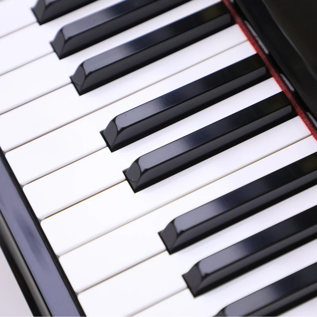 日本原装进口钢琴UX-1