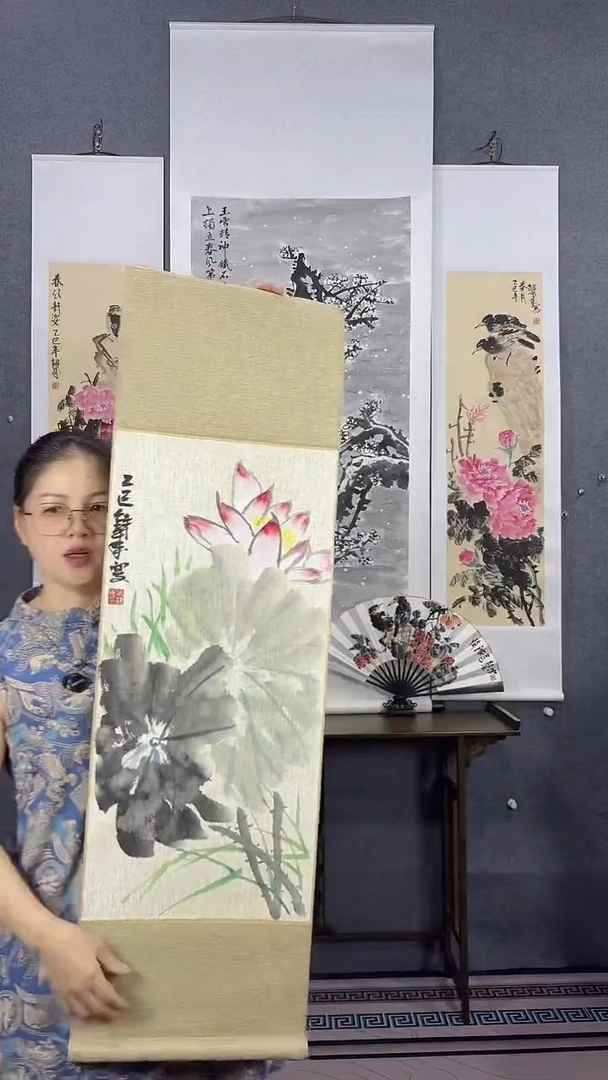 国画105*32吴铁成手绘卷轴