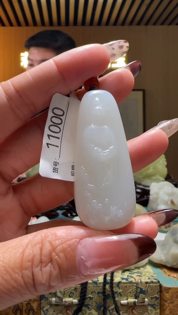 颈饰未镶嵌和田玉0