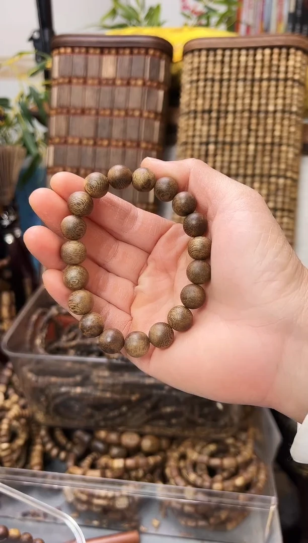 沉香手串棋楠圆珠单圈