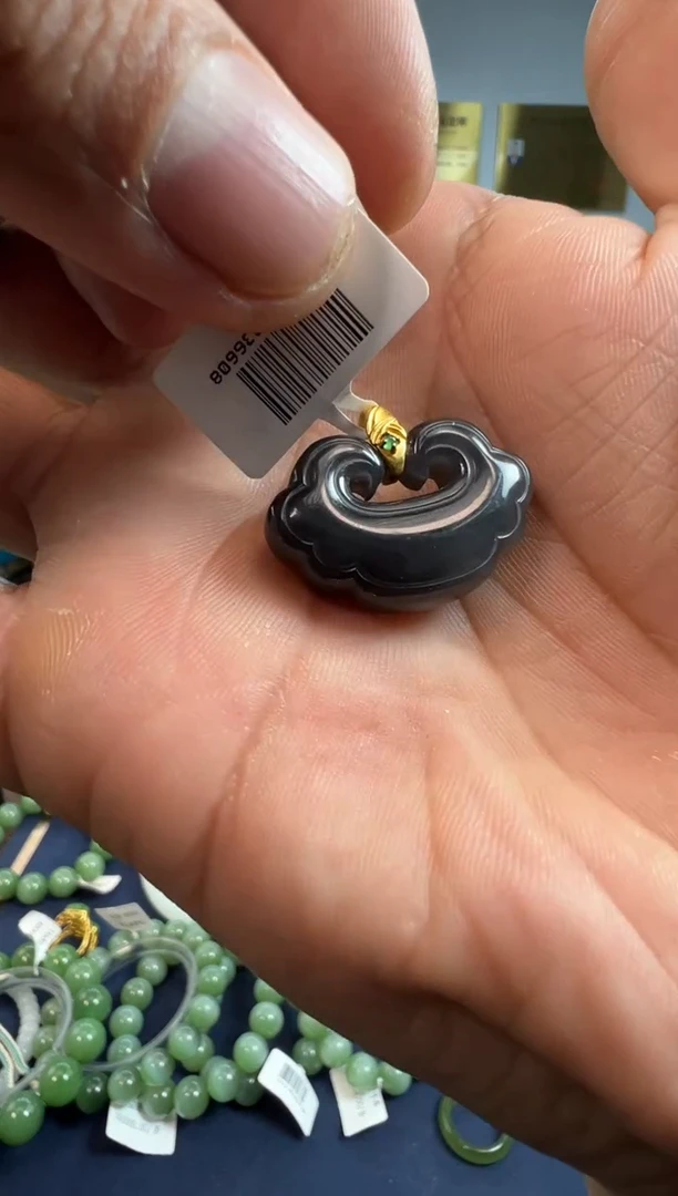 【闪购商品】和田玉如意18K金镶嵌如意