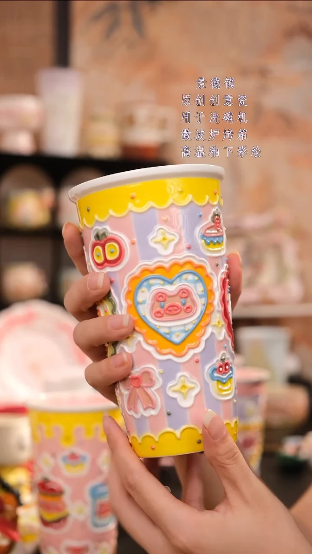 摆件景德镇手工手绘设计师款