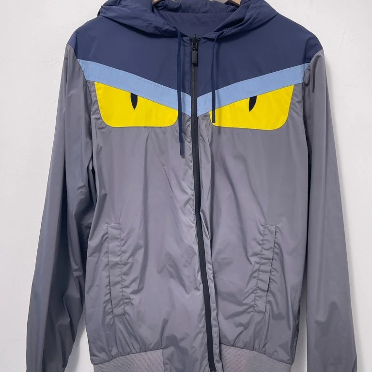 95新 FENDI/芬迪 小怪兽冲锋衣外套/50码/8589