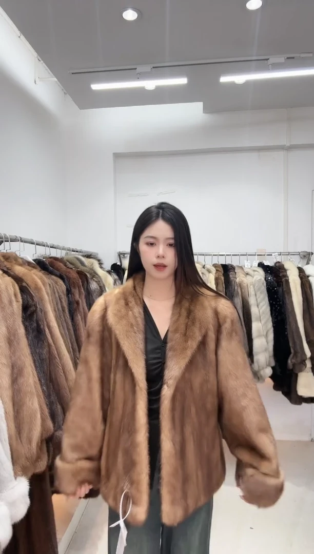 格雷夫人小橙子福利直播间