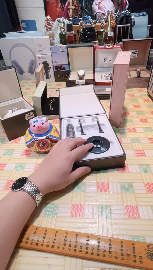 瓷片瓷器 库房到期 全部地板价@@1