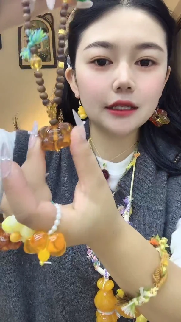 砖雕大喜喜时尚穿搭饰品