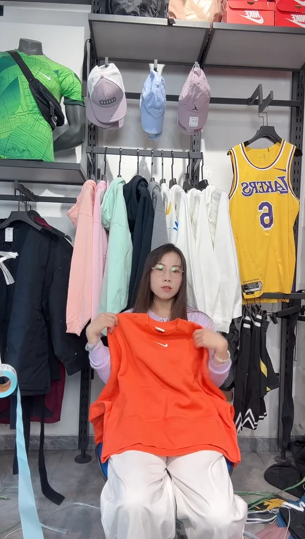1318   编码 瑕疵款直播间过款为准 尺码