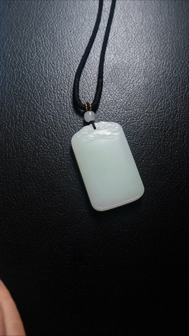 颈饰未镶嵌和田玉无事牌