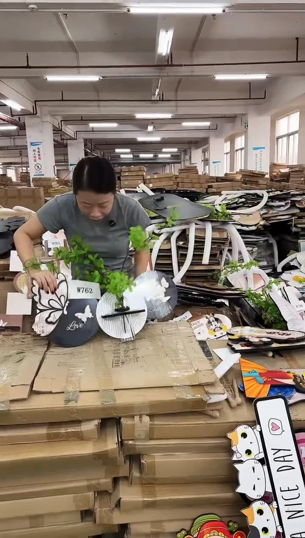 横款孤品果果微瑕闪购W762