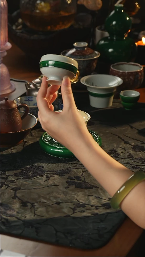 瓷片瓷唐里