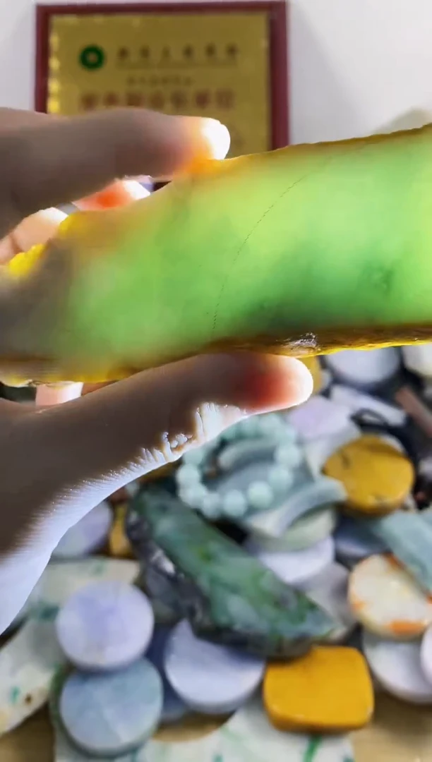 翡翠裸石纯天然A货翡翠65