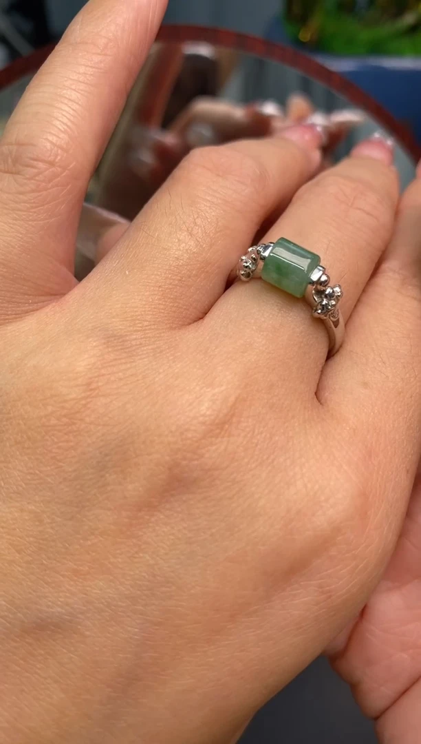 颈饰银S925镶嵌翡翠净货13929