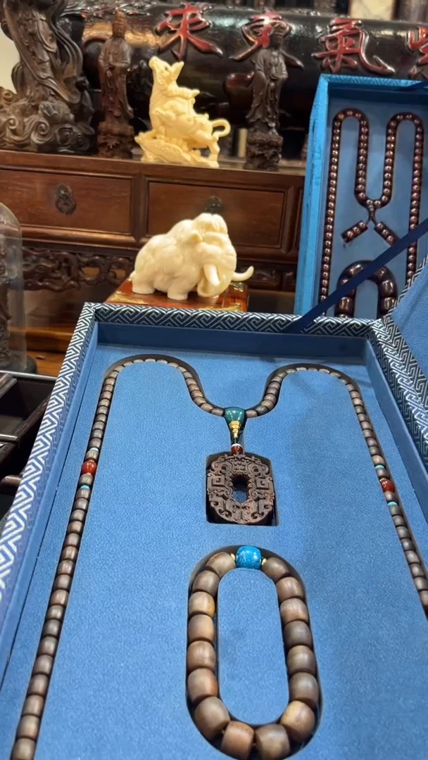 木cx黑骑套盒一套