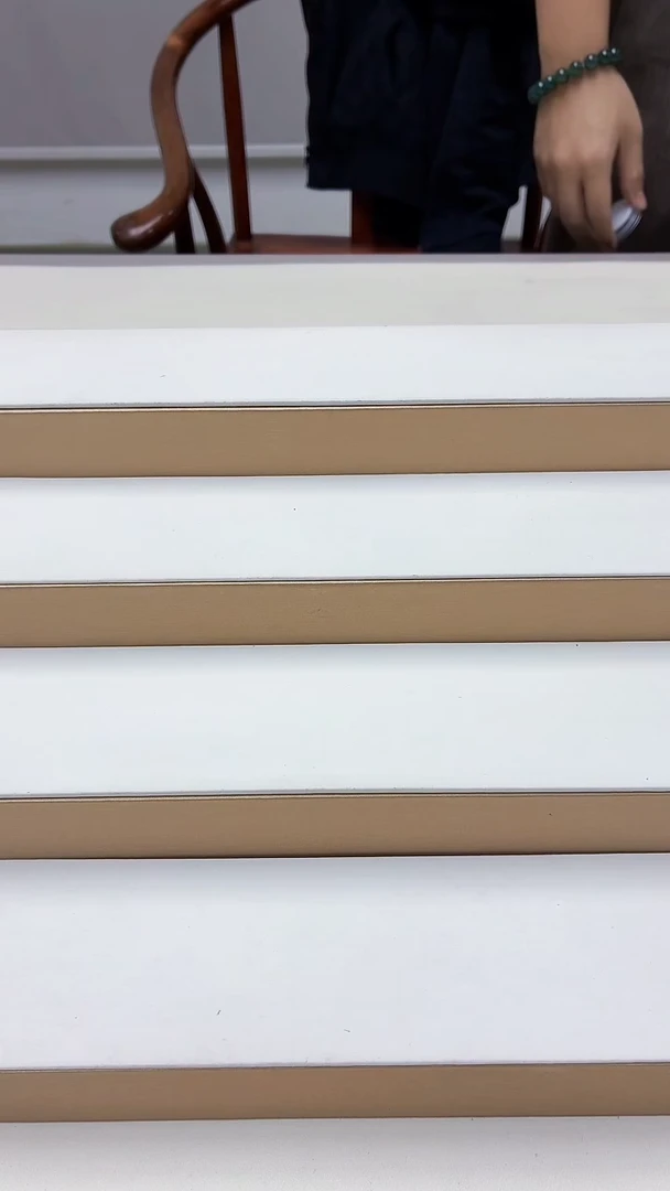 未镶嵌定制翡翠盛***理4688MM-毛货挂件