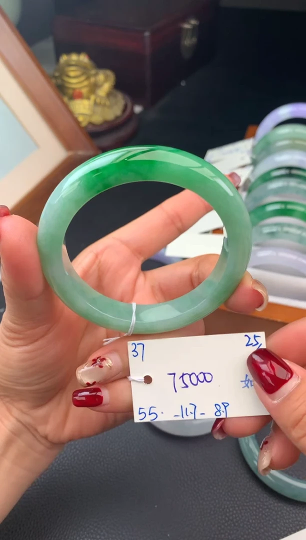 未镶嵌手镯翡翠闲*闲订金    假一赔三