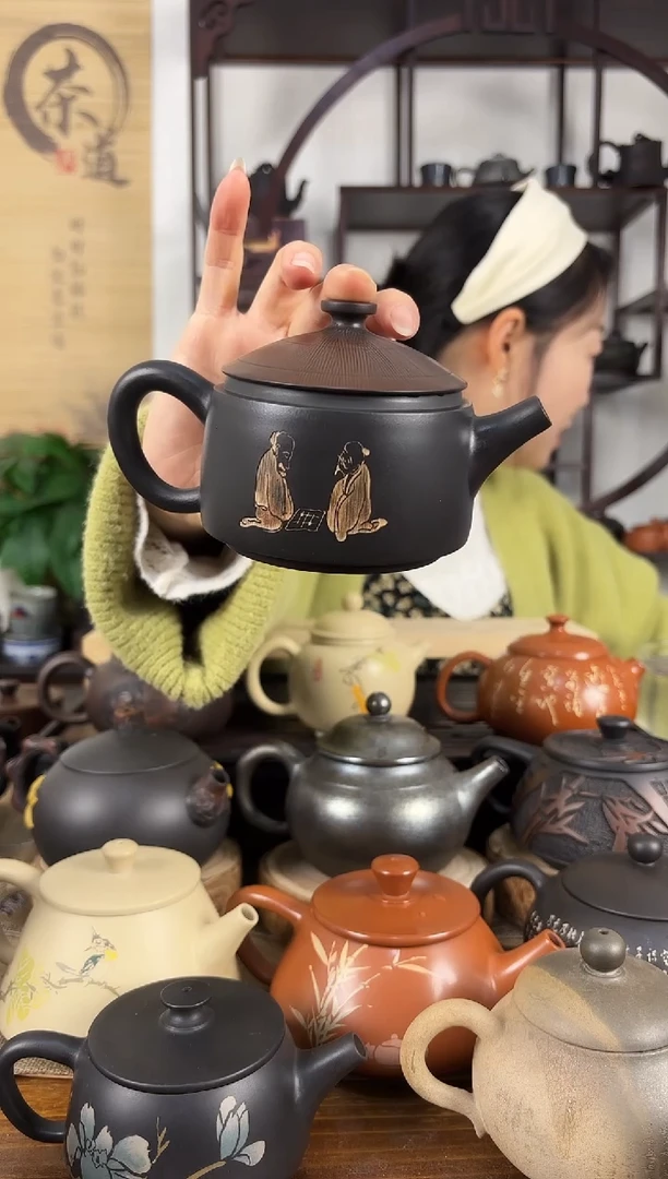 云南建水紫陶茶壶180CC左右球孔