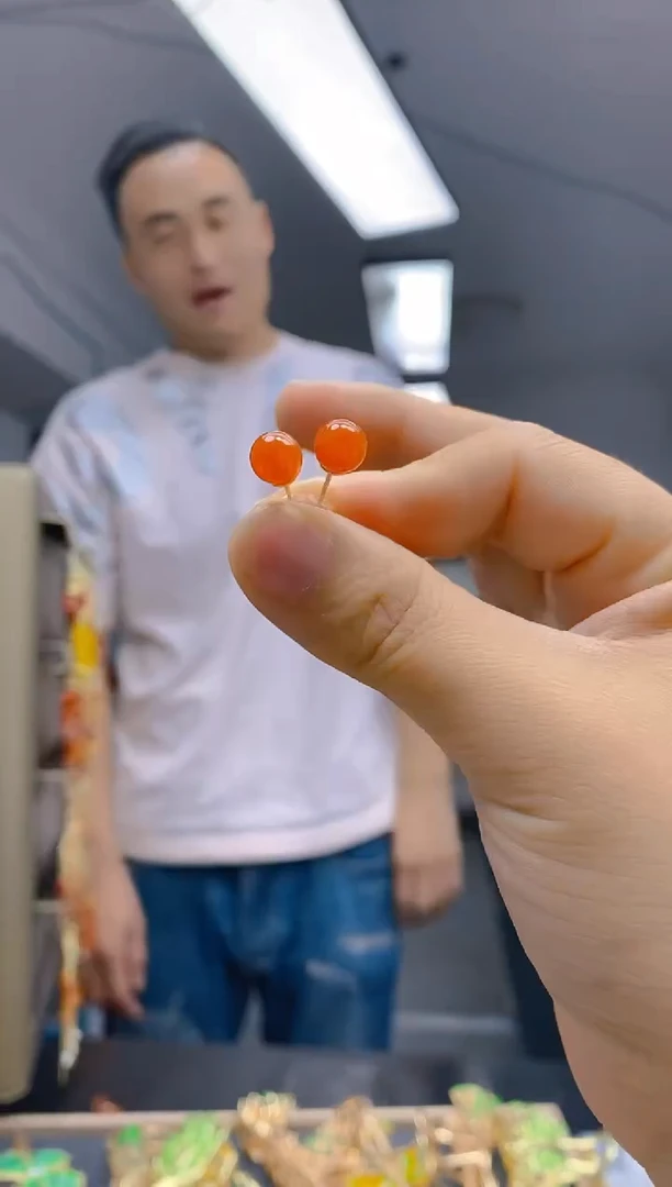 【闪购商品】翡翠耳饰合金066翡翠耳钉