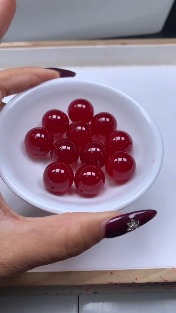 未镶嵌散珠玛瑙/玉髓B561 鸽血红16mm1个6.8元