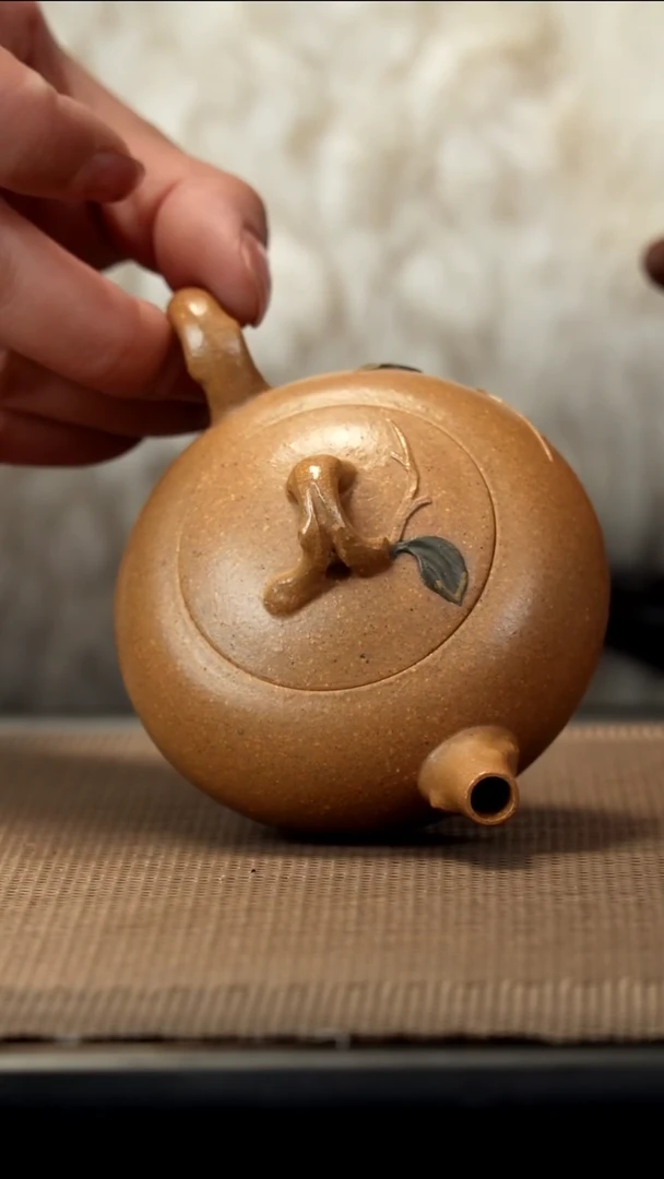 紫砂茶盏段泥 贴叶120CC