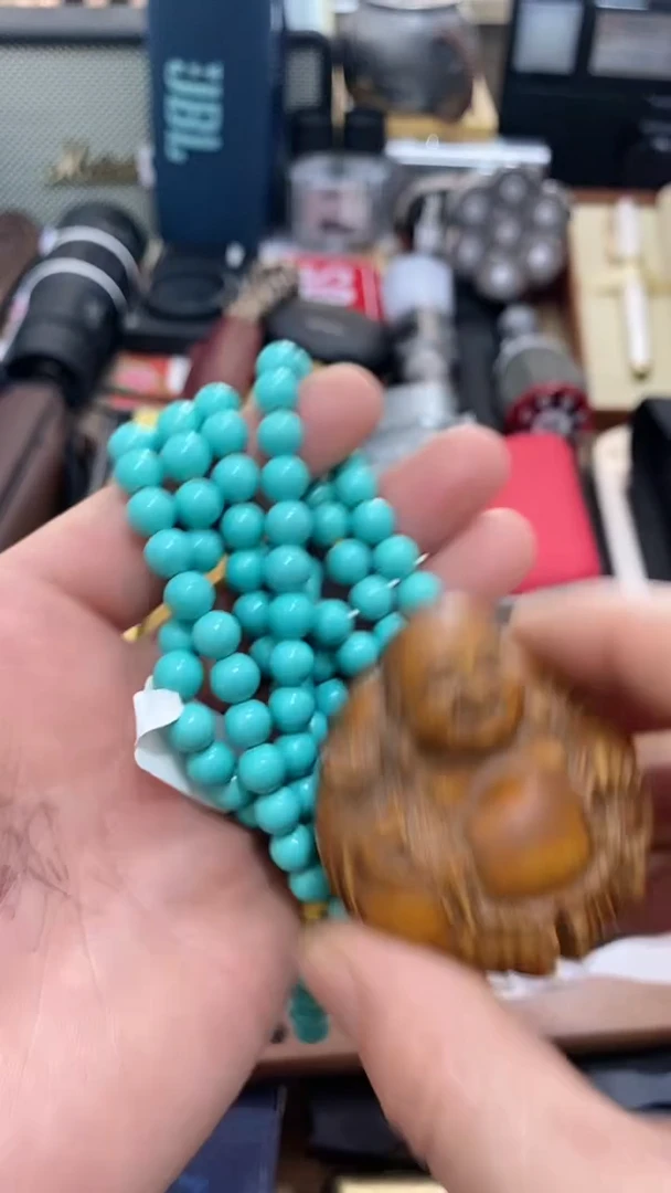 瓷片闪购商品 如图所示