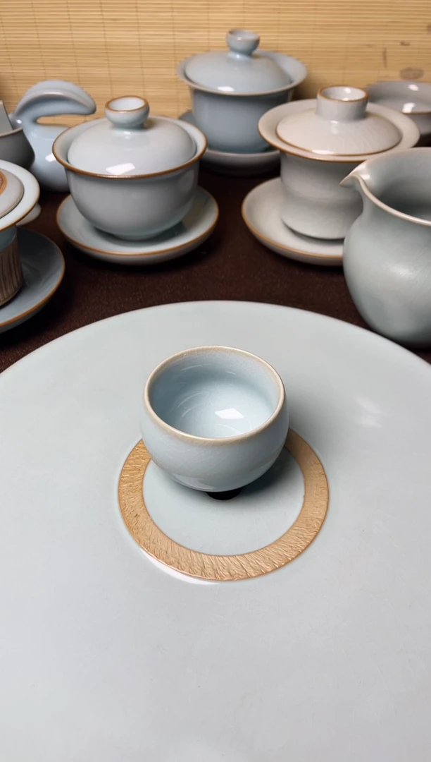一品一价-全品天青釉小龙蛋