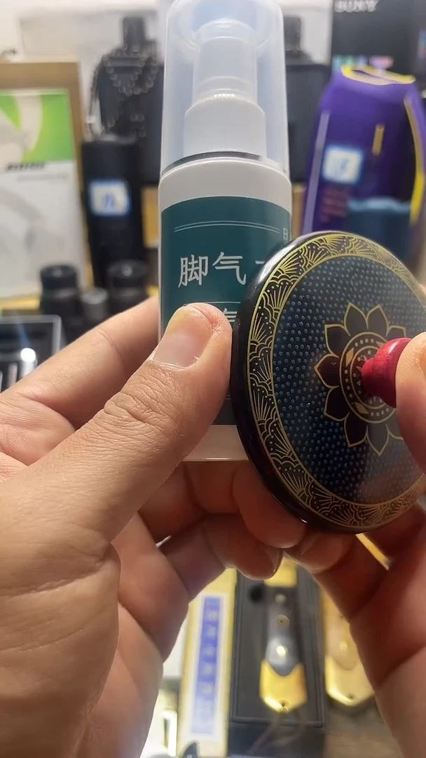 瓷片闪购商品 如图所示