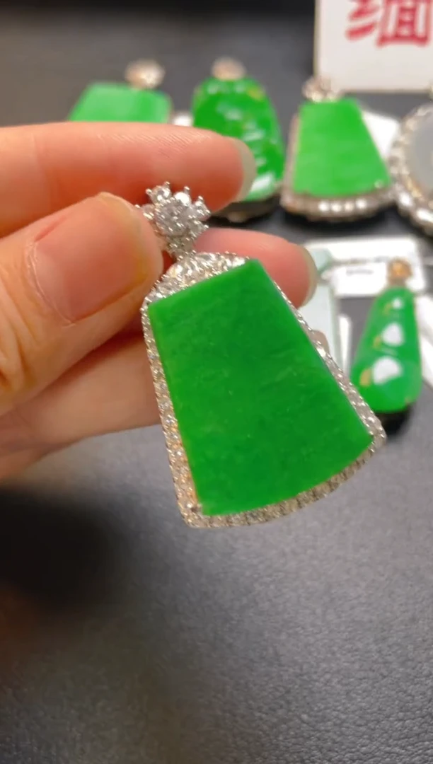 吊坠(不含链)银S925镶嵌翡翠吊坠