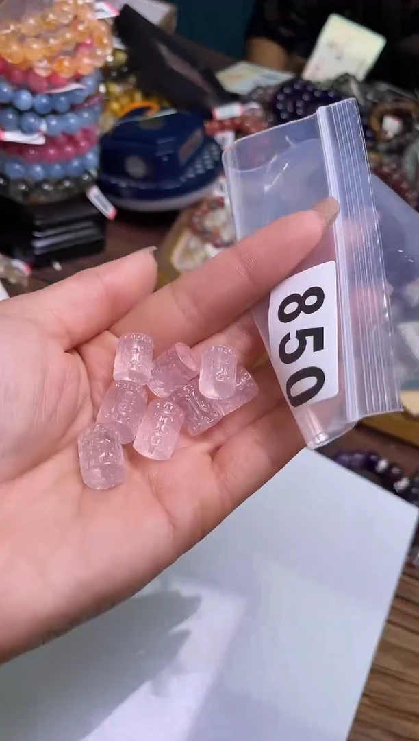 【闪购商品】水晶雕刻件9.5/850未镶嵌多样性发一件