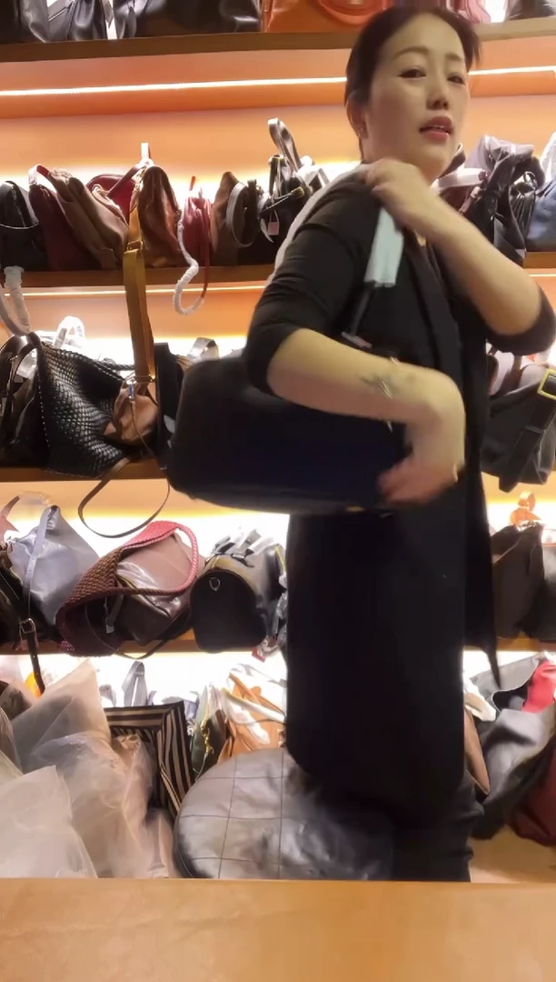 牛皮（革）高端订制时尚百搭女士手提斜跨包